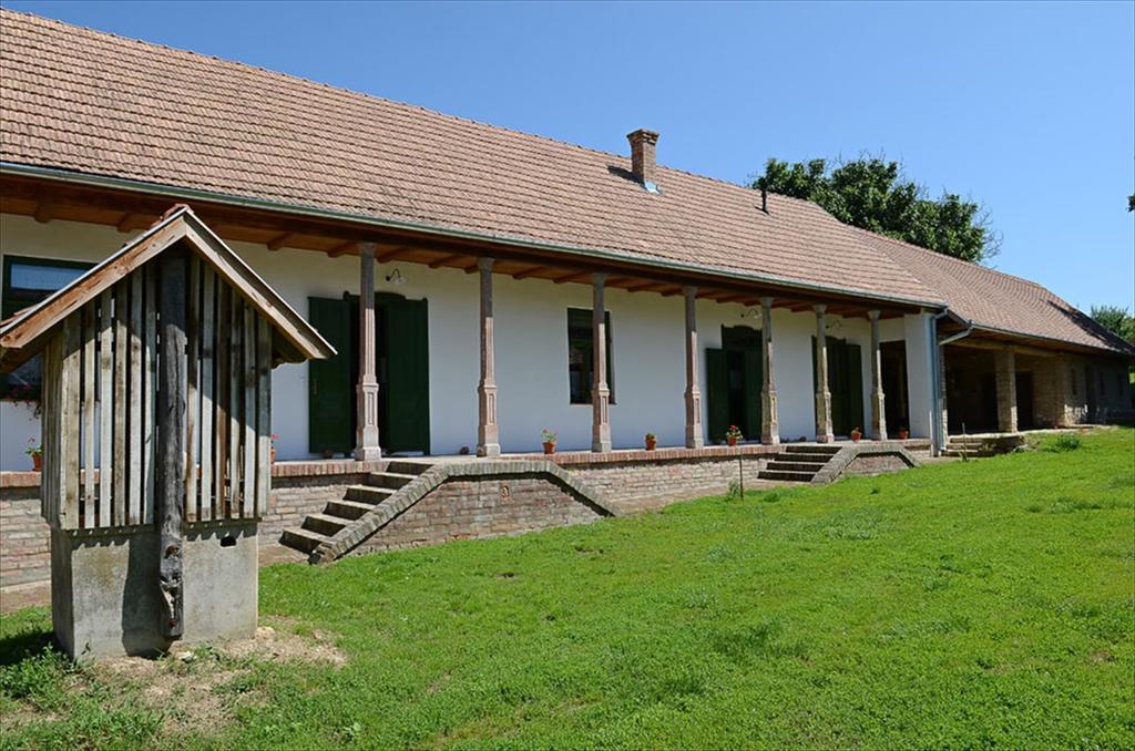 Zengoalja Vendeghaz Hotel Erzsébet Exterior photo